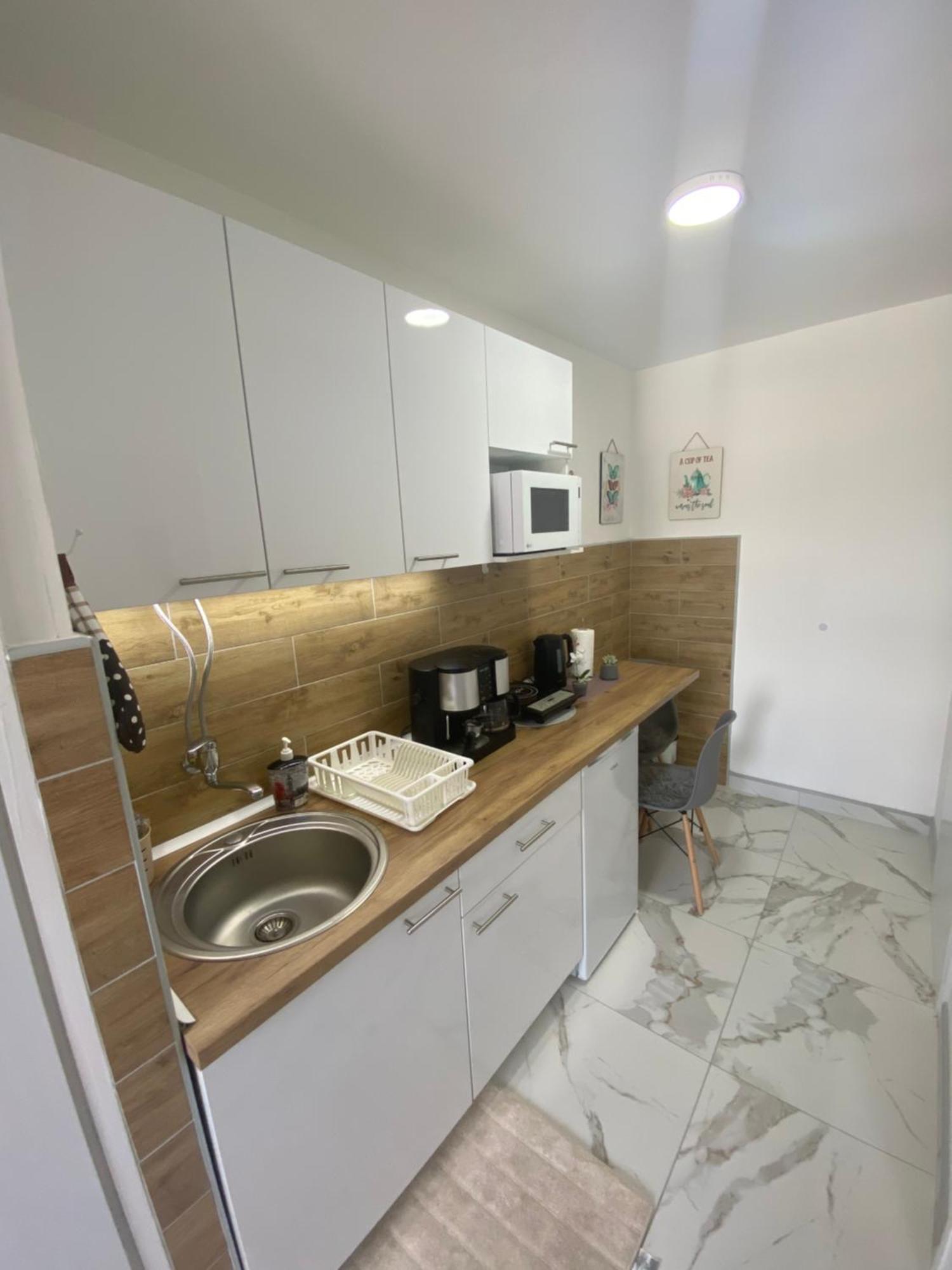 Apartman Bonaca Ni Εξωτερικό φωτογραφία